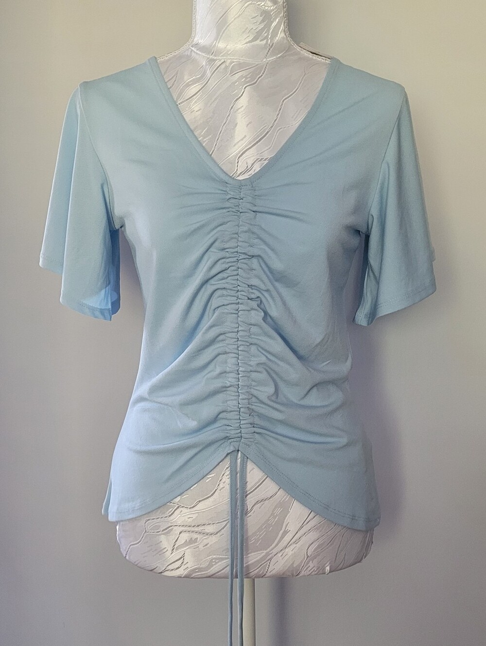 Suzy Shier Light Blue Ruched V-Neck Short Sleeve Top